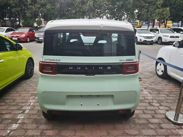 Wuling Hongguang Mini EV — Фото автомобиля 5