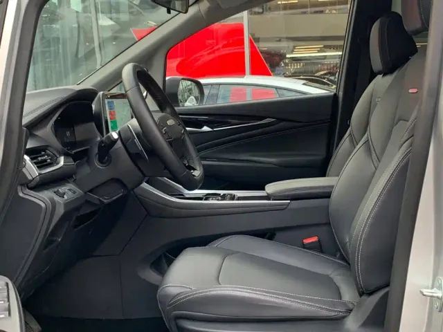 Maxus G50 — Фото автомобиля 9