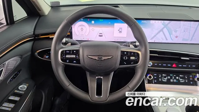 Genesis GV70 — Фото автомобиля 13