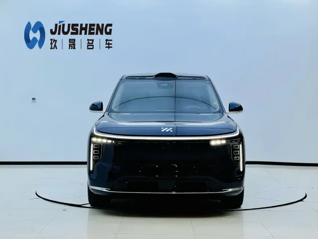 IM Motors LS9 — Фото автомобиля 2