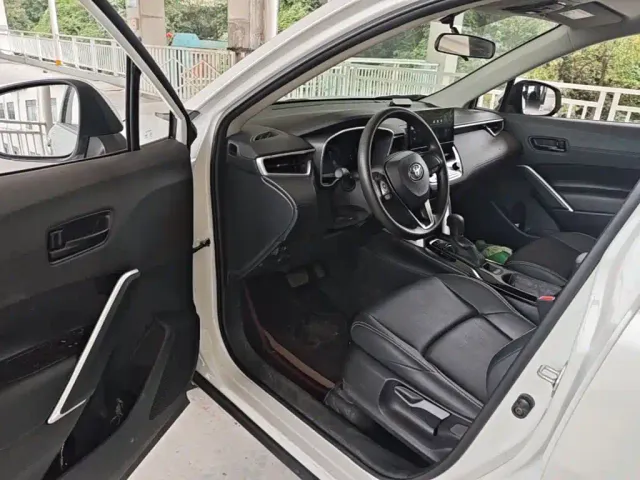 Toyota Frontlander — Фото автомобиля 15
