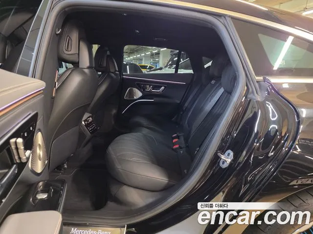 Mercedes-Benz EQS — Фото автомобиля 18