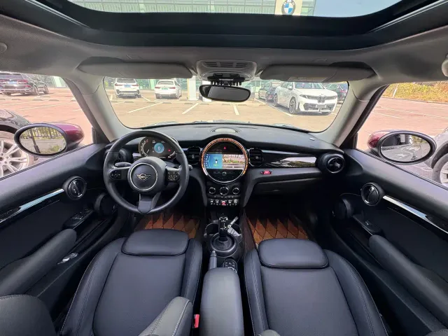 MINI Hatch — Фото автомобиля 10