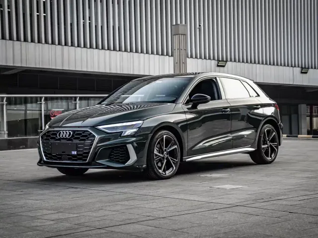 Фотография автомобиля — Audi A3