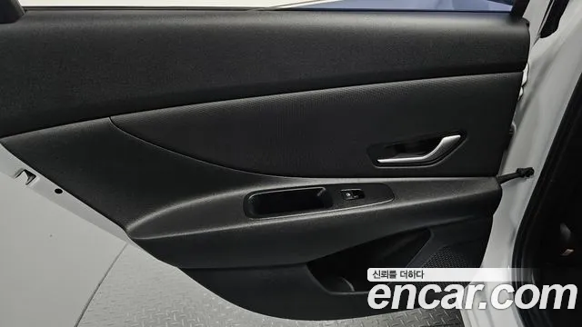 Hyundai Avante CN7 — Фото автомобиля 14