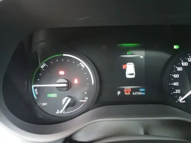 Toyota Sienna — Фото автомобиля 11