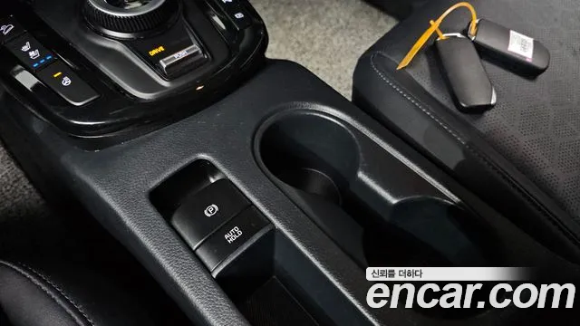 Kia Seltos New — Фото автомобиля 29