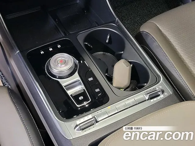 Kia Carnival 4th Gen — Фото автомобиля 9