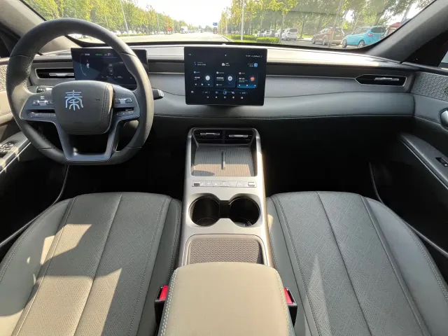 BYD Qin PLUS — Фото автомобиля 8