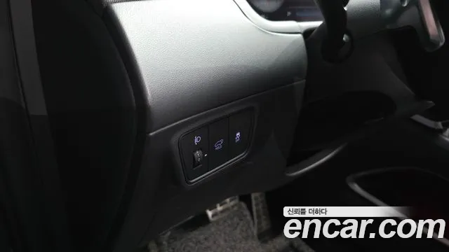 Hyundai Tucson Tucson (NX4) Бензин 1.6 турбо 2WD — Фото автомобиля 24