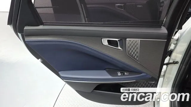 Kia K8 K8 (New) Hybrid — Фото автомобиля 25
