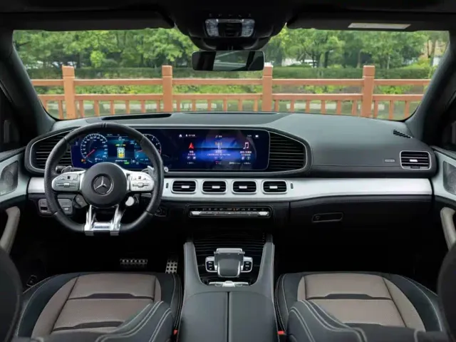 Mercedes-Benz GLE-Class AMG — Фото автомобиля 12