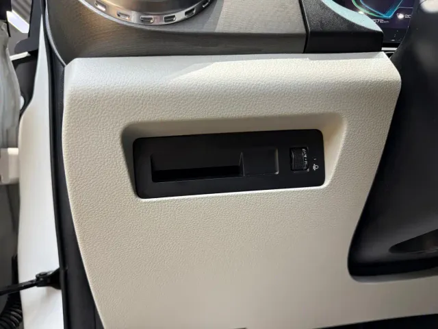 BYD Yuan Pro — Фото автомобиля 16
