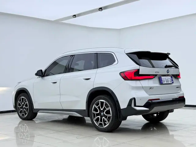 BMW X1 — Фото автомобиля 16