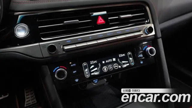 Genesis G70 — Фото автомобиля 6