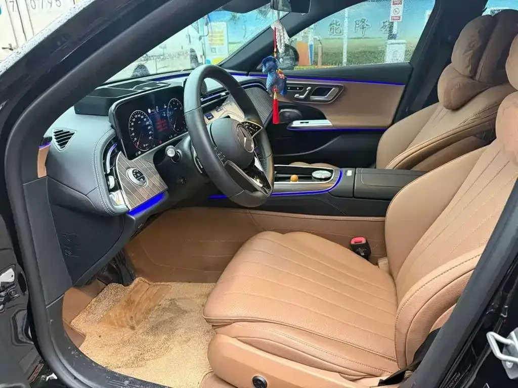 Mercedes-Benz Mercedes-Benz E-Class 2025 E 300 L Fashion — Фото автомобиля 7