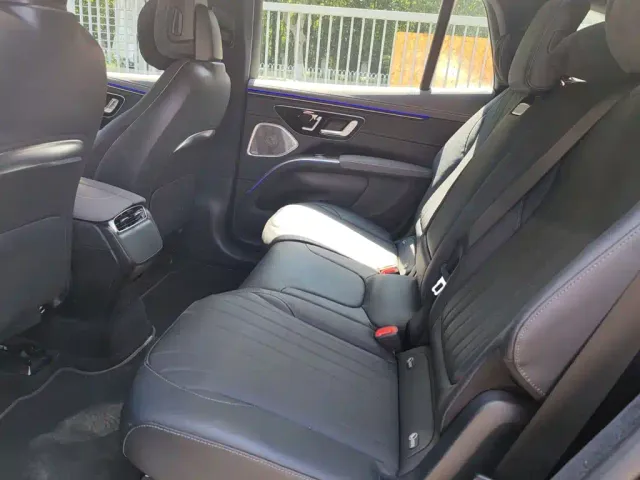 Mercedes-Benz EQS SUV — Фото автомобиля 8