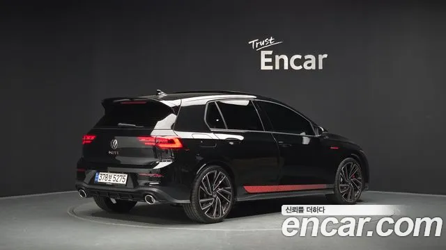 Фотография автомобиля — Volkswagen Golf Generation 8