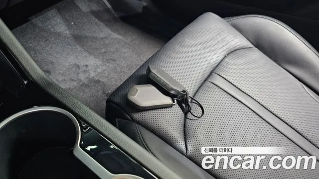 Kia K5 Новый K5 3 поколение 2.0 LPi(Для проката) — Фото автомобиля 16