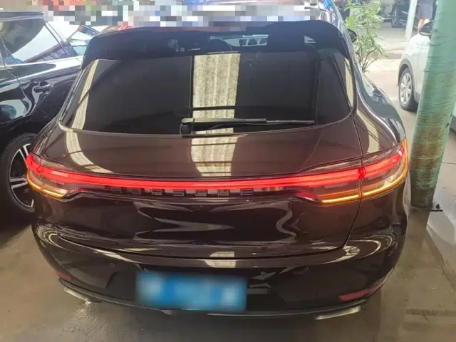 Porsche Macan — Фото автомобиля 3