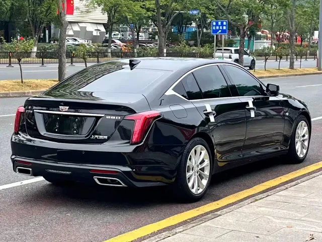 Cadillac CT5 — Фото автомобиля 8