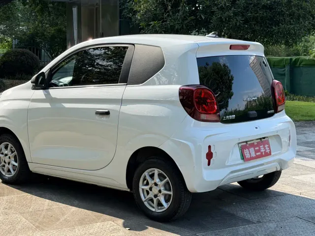 Roewe Clever — Фото автомобиля 6