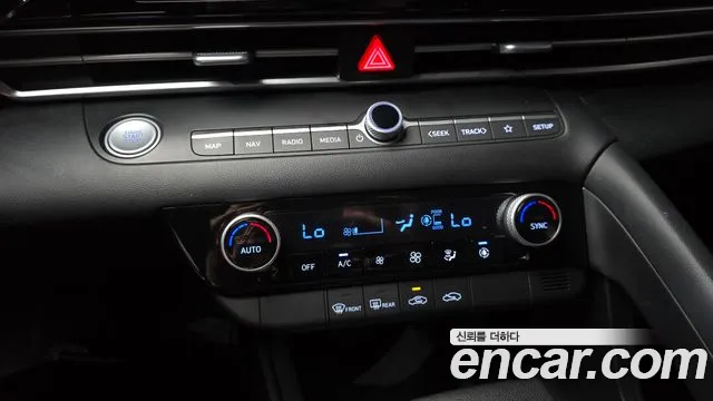 Hyundai AVANTE Avante (CN7) — Фото автомобиля 18