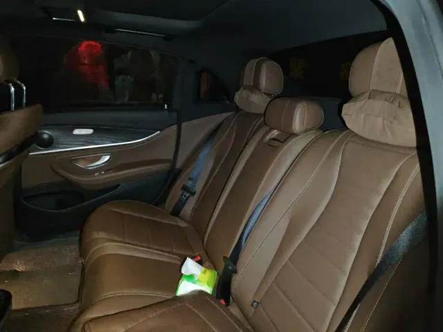 Mercedes-Benz E-Class — Фото автомобиля 13