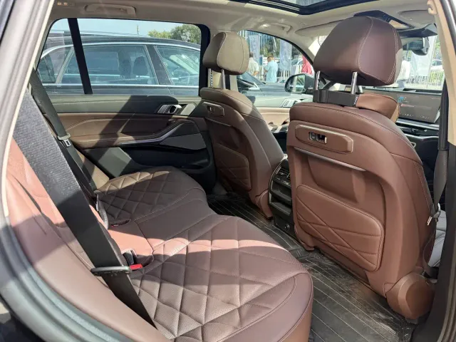 BMW X5 — Фото автомобиля 6
