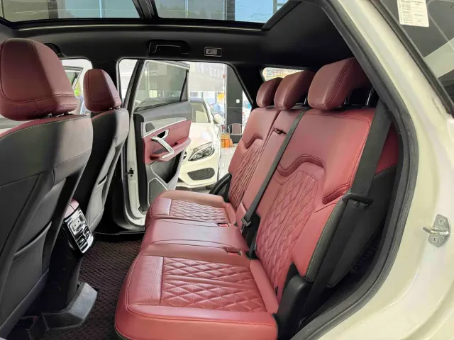 Jetour X70 Plus — Фото автомобиля 8