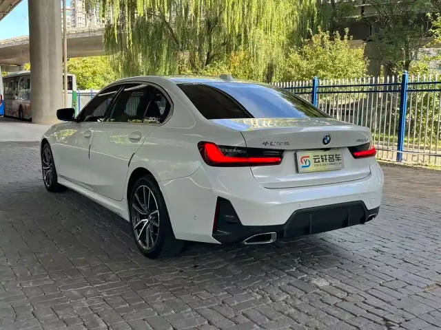 BMW 3 Series — Фото автомобиля 7