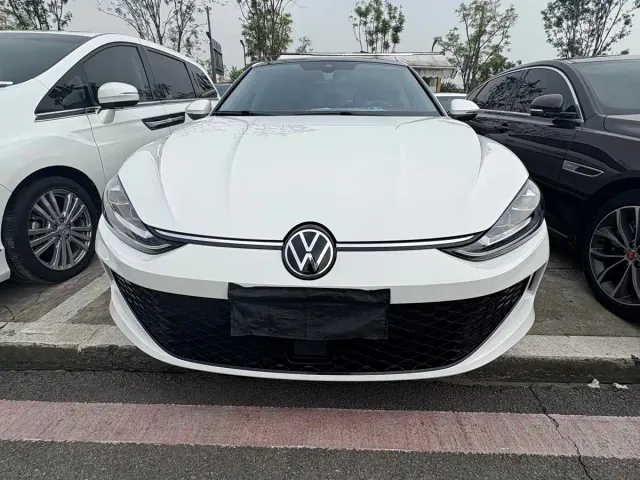 Volkswagen Lamando — Фото автомобиля 2