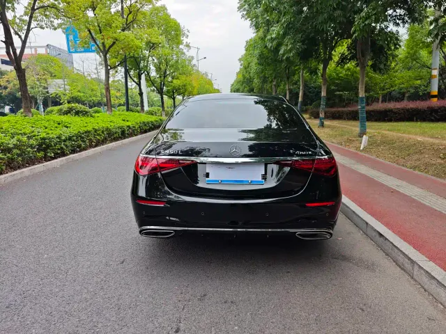 Mercedes-Benz S-Class — Фото автомобиля 15