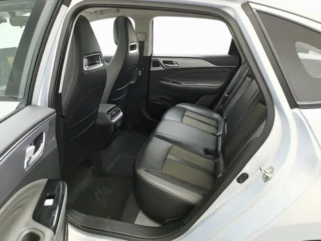 GAC Aion S Plus — Фото автомобиля 15