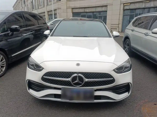 Mercedes-Benz C-Class — Фото автомобиля 2