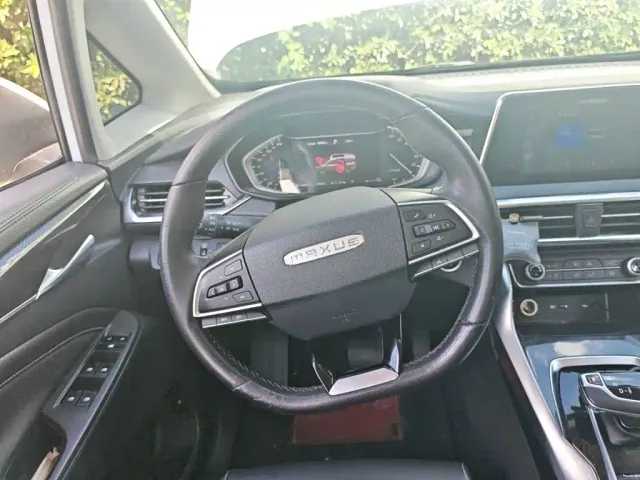 Maxus EUNIQ 5 — Фото автомобиля 2