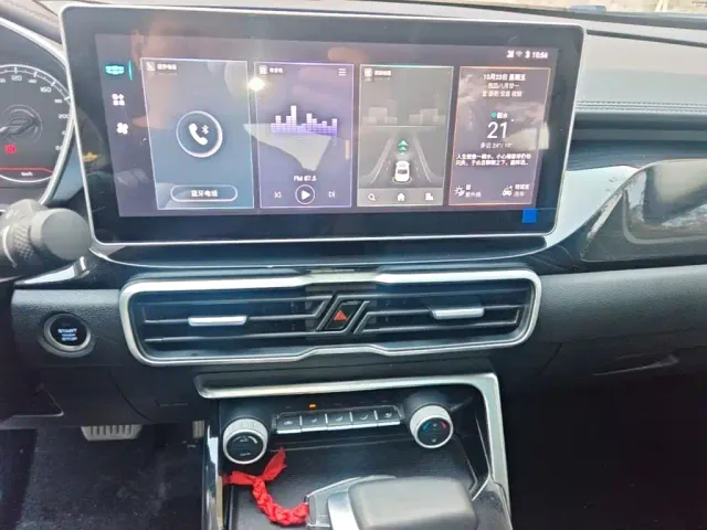 Geely Binyue — Фото автомобиля 12