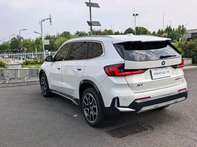 BMW X1 — Фото автомобиля 19