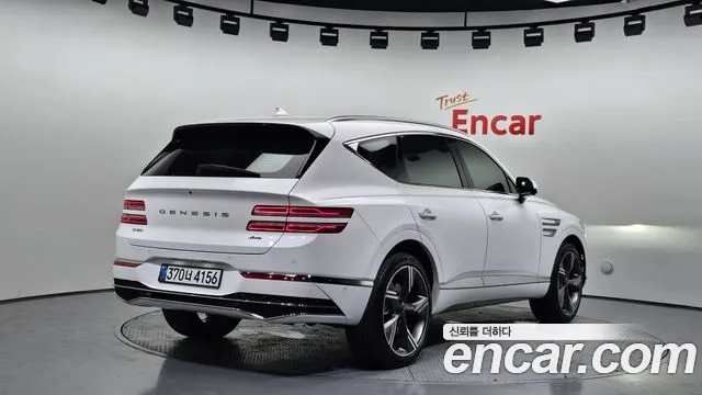 Genesis GV80 2.5T Бензин AWD — Фото автомобиля 2