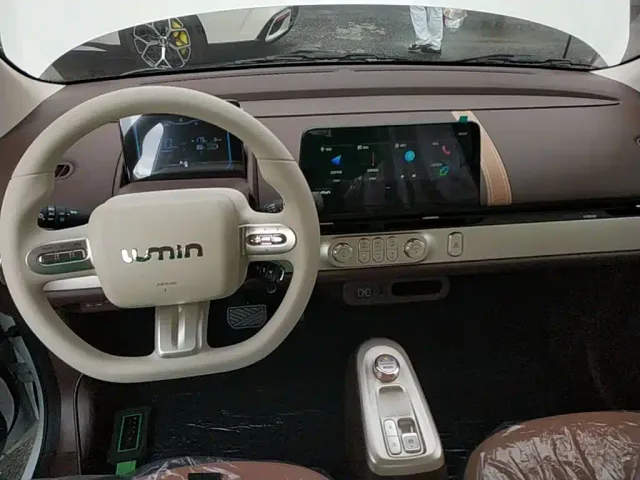 Changan Lumin — Фото автомобиля 9