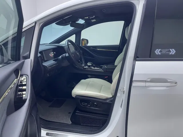 GAC Trumpchi M8 — Фото автомобиля 14