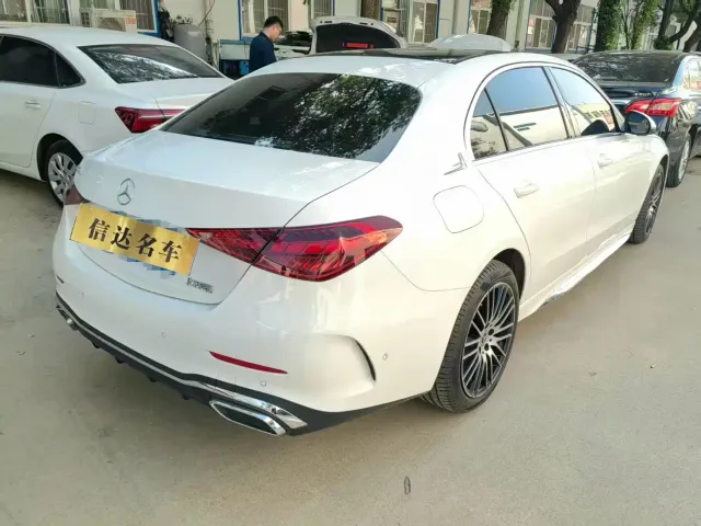 Mercedes-Benz C-Class — Фото автомобиля 3