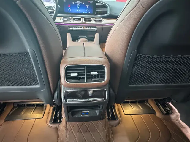 Mercedes-Benz GLS-Class — Фото автомобиля 13