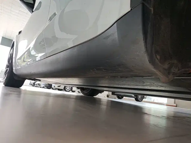 Tesla Model Y — Фото автомобиля 21