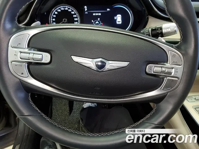 Genesis GV70 — Фото автомобиля 16