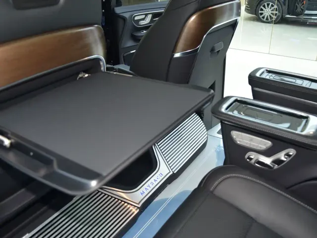 Mercedes-Benz V-Class — Фото автомобиля 7