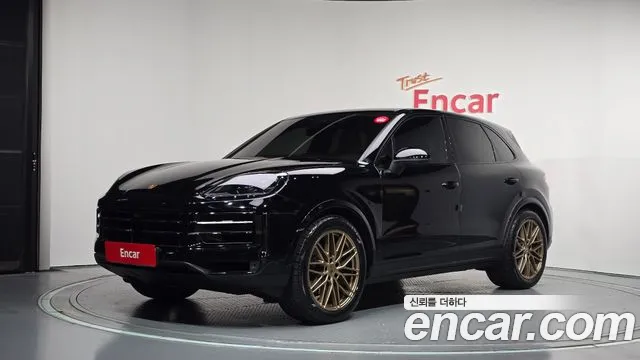 Фотография автомобиля — Porsche Cayenne PO536