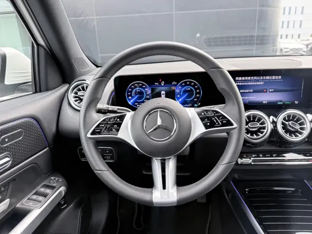Mercedes-Benz EQB — Фото автомобиля 8