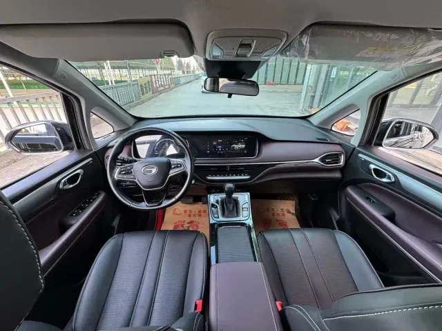 GAC Trumpchi M6 — Фото автомобиля 8