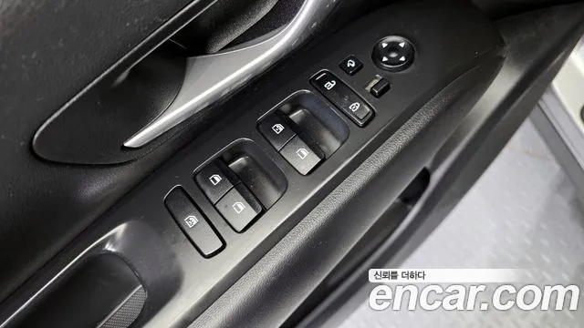 Hyundai Tucson Tucson (NX4) Дизель 2.0 4WD — Фото автомобиля 14
